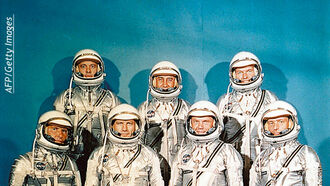 Astronaut Scott Carpenter Dies at 88