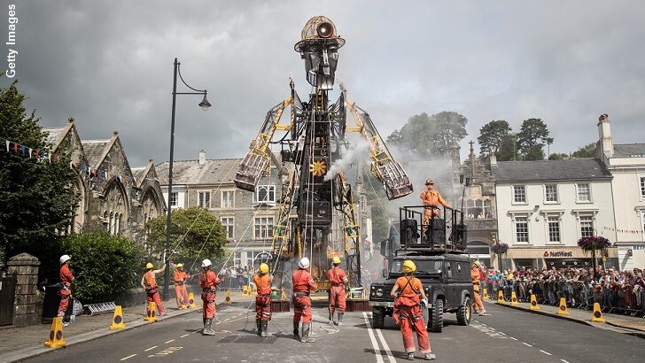 Watch: Enormous Puppet Unveiled in England