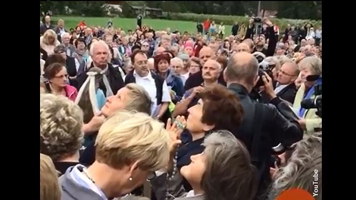 Hundreds Gather in Germany Hoping for a Marian Apparition