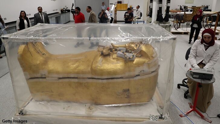 Egypt Begins Restoring King Tut's Coffin