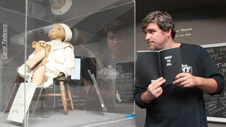 Robert the Haunted Doll / Space News