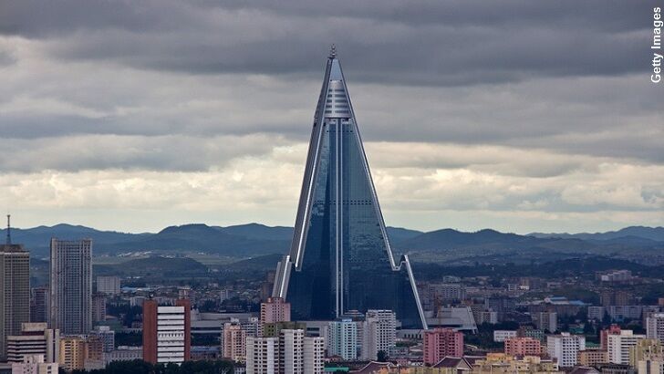 Video: 5 Mysteriously Abandoned Modern Sites