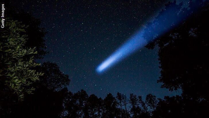 Astronomers Warn of Looming Giant Comets