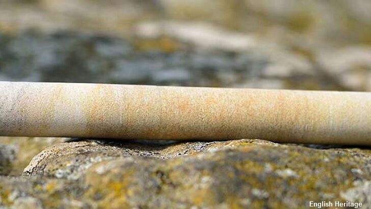 'Lost' Piece of Stonehenge Gets Returned