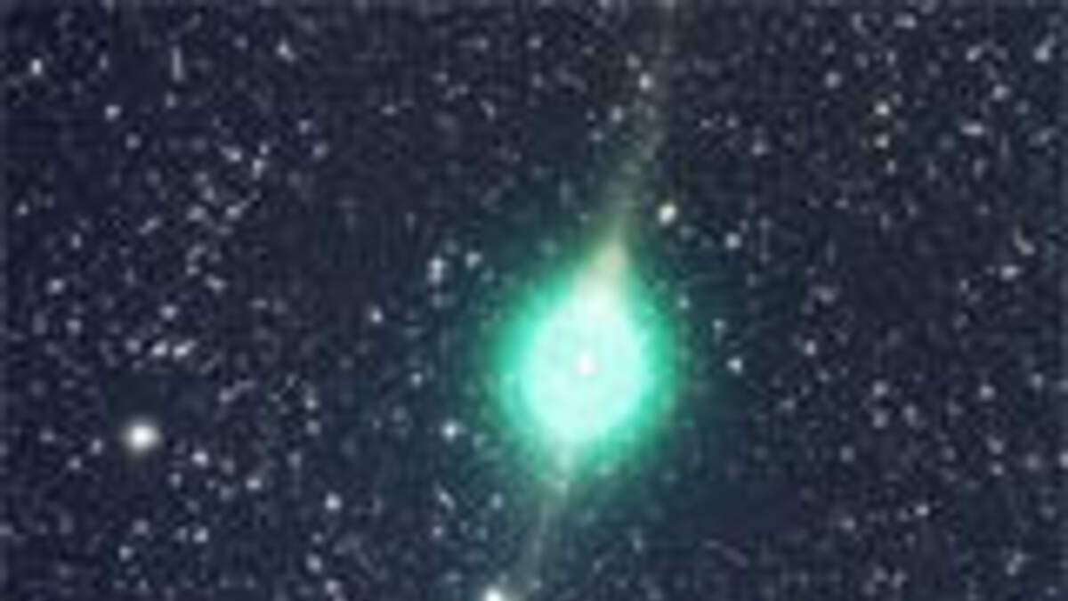 Green Comet Approaches Coast to Coast AM