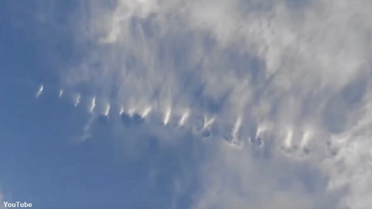Odd Cloud Formation Filmed in Florida