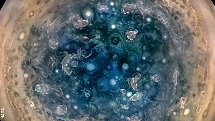 Juno Probe Captures Amazing Images of Jupiter's Poles