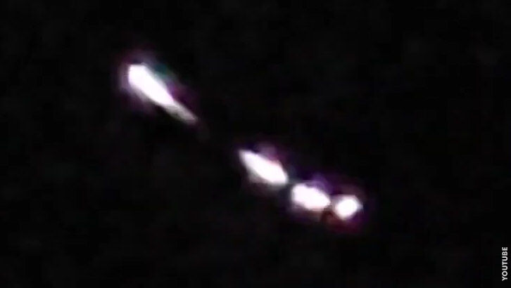 Video: Snake-like UFOs