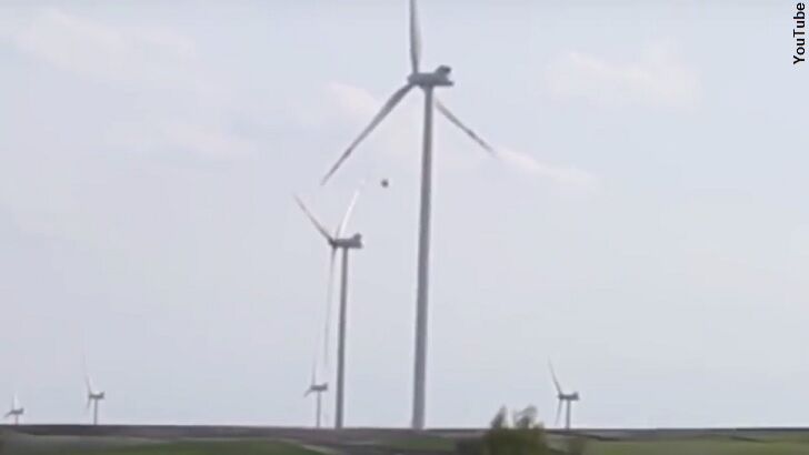Watch: UFO Stops Wind Turbine in Poland?