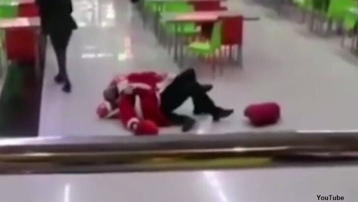Watch: Santas Brawl at Russian Mall