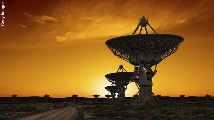 SETI Astronomer Makes Bold 'Bet'