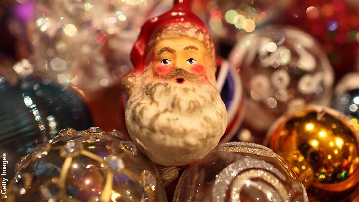 Video: 5 Creepy Christmas Theories & Traditions