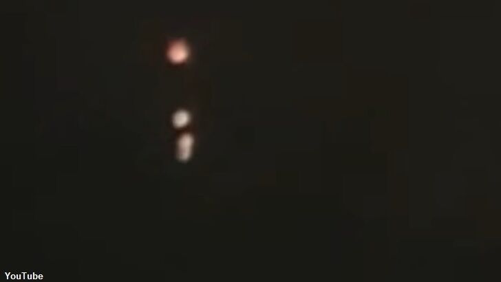 Video: Puzzling Lights Filmed Over Mesa