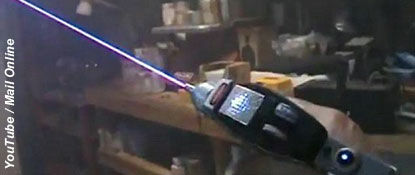 Man Builds 'Star Trek' Phaser