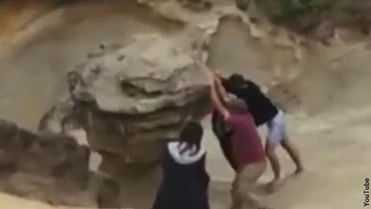Video: Vandals Destroy Beloved Rock Formation