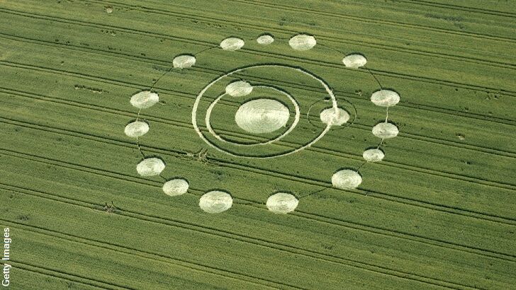 Scientist Claims to Have Decoded Crop Circles