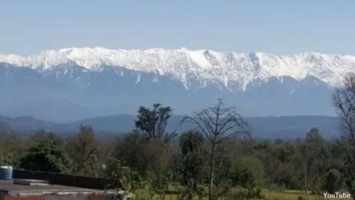 Himalayas Seen from India for the First Time in 30 Years Due to Air Pollution Drop