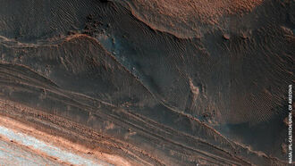 Photo: Martian Avalanche