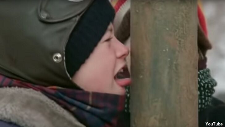 Six Students Get Their Tongues Stuck to Poles at Elementary School in Minnesota