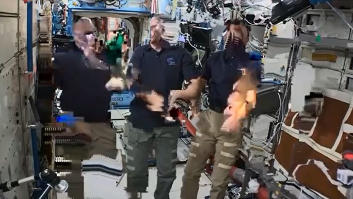 Glitch on ISS Broadcast Catches the Attention of Conspiracy Theorists