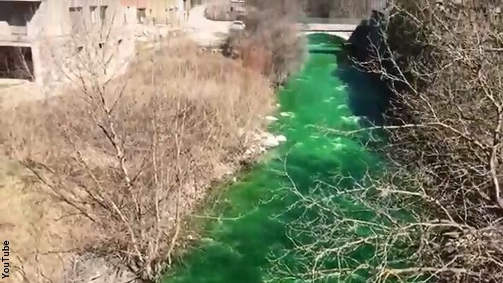 River in Spain Turns Green