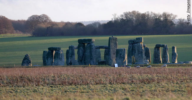 Stonehenge Town Dates Back 10,000 Years