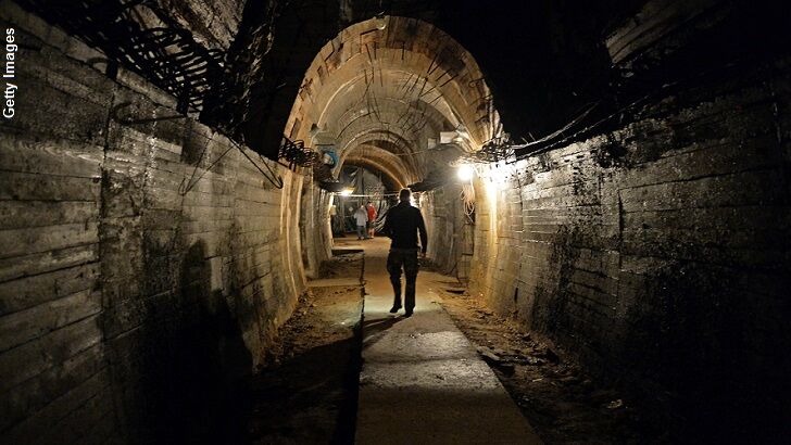 Search for Nazi 'Gold Train' Resumes in Poland
