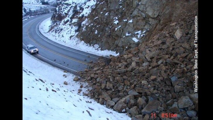 Monstrous Landslide Closes Washington Highway