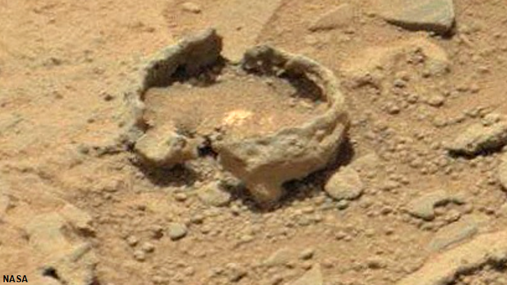 Anomaly Hunter Spots 'Bowl' on Mars