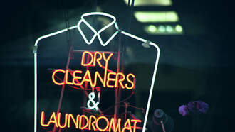 Retired Maryland Cop Creates Free Mobile Laundromat For Homeless