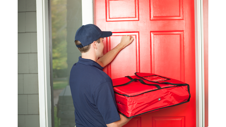 DoorDash Driver FIRED After Cursing Out Customer Over 25% Tip