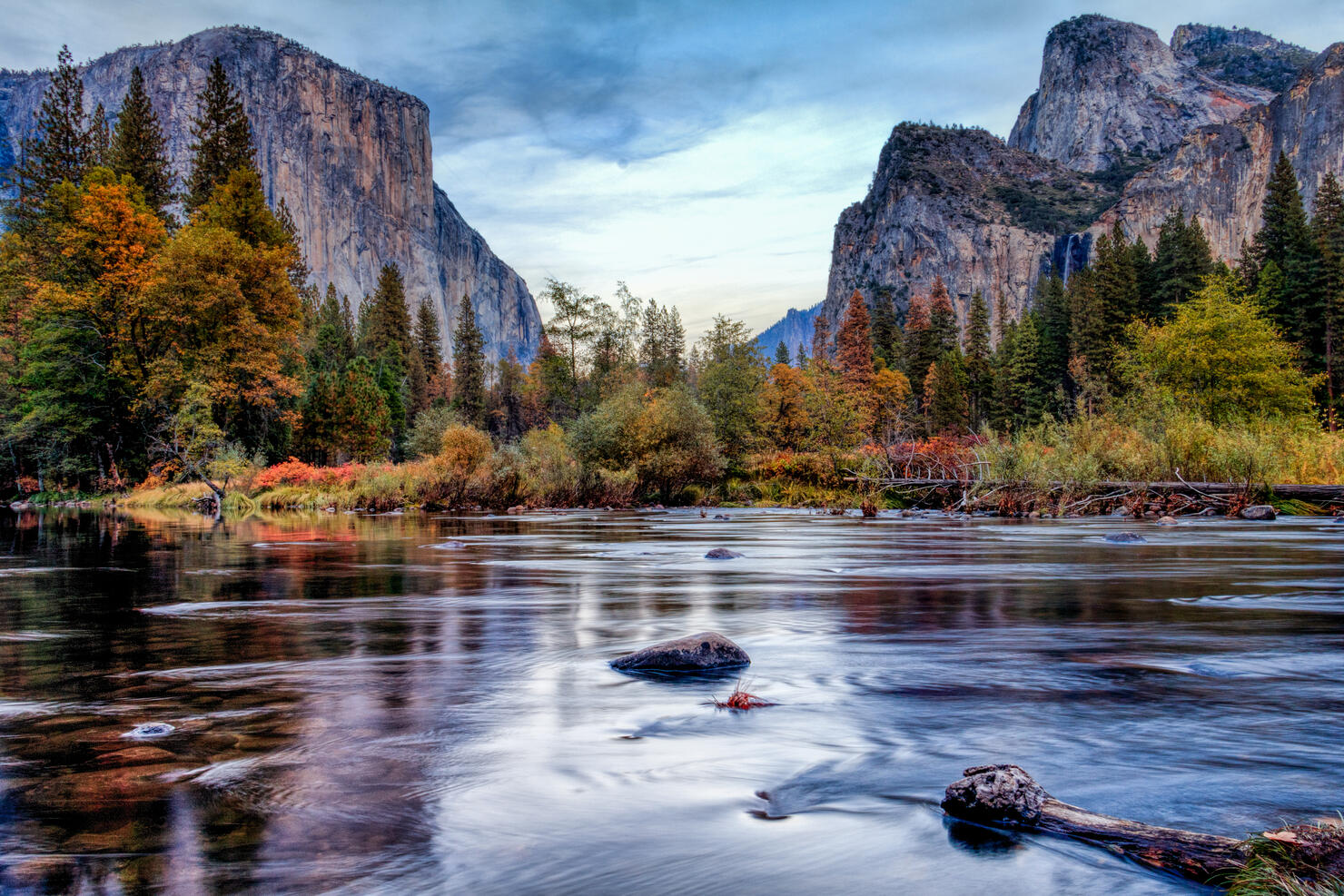 Yosemite Merced River el Capitan Panorama