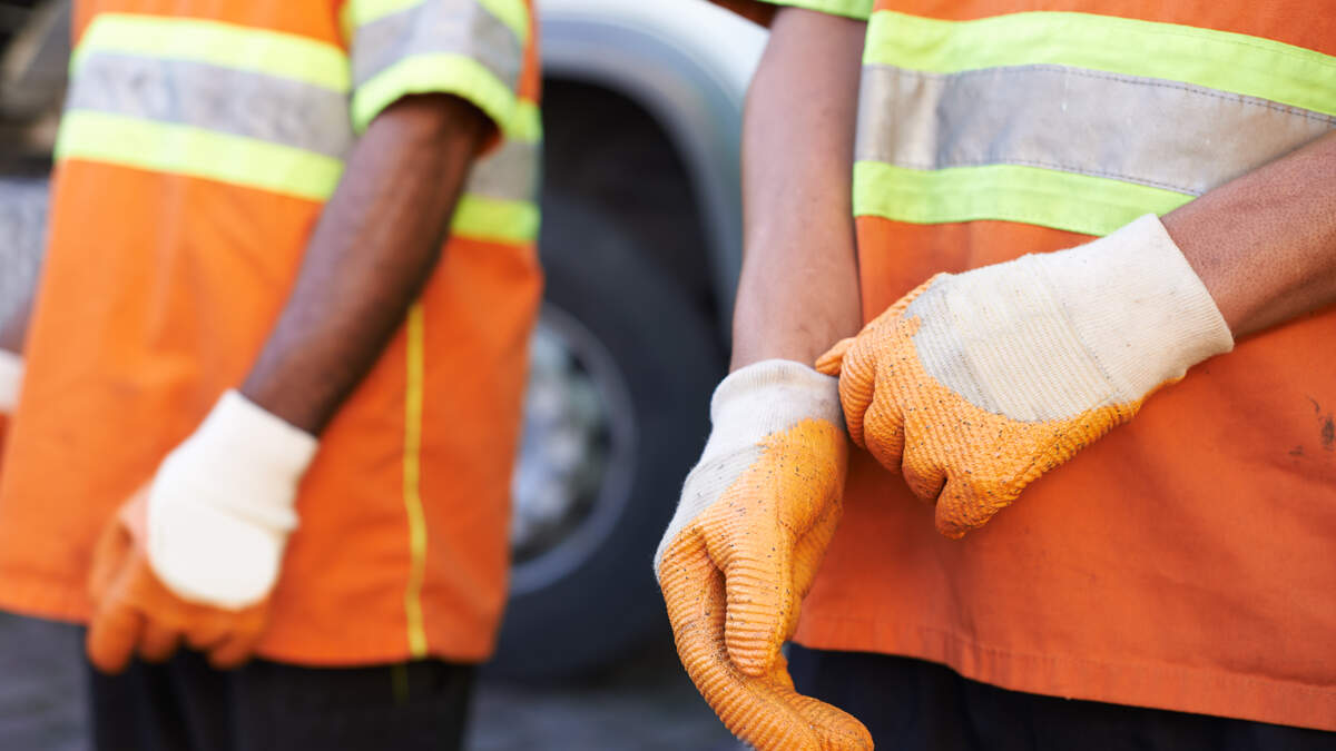 Street cleaner “wins” vacation after bosses refused to give him a donation