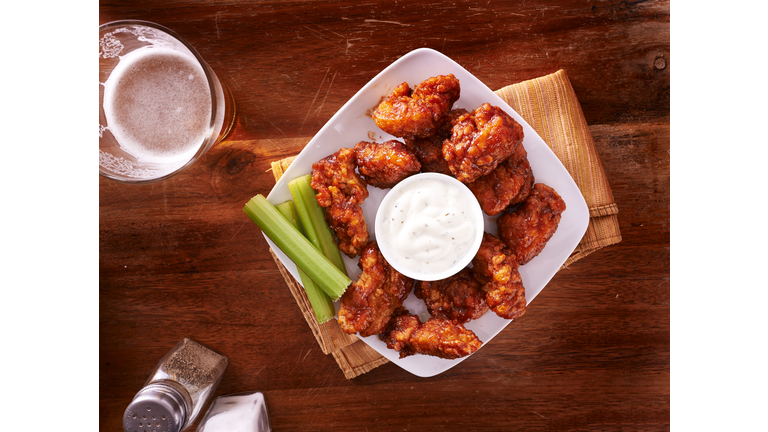 bbq buffalo chicken wings with beer