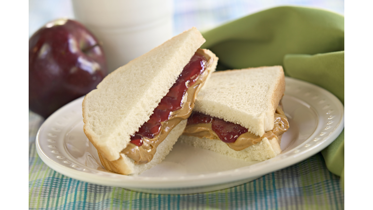 Peanut Butter & Jelly Sandwich With Apple