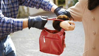 84-year-old Takes Down Mugger Half His Age with a Pair of Pants