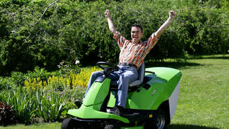 School Administrator Resigns After Caught Selling School's Lawnmowers On FB