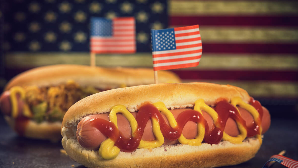 Apply To Be The Official Weiner Connoisseur For MLB Parks! | 101.5 KGB