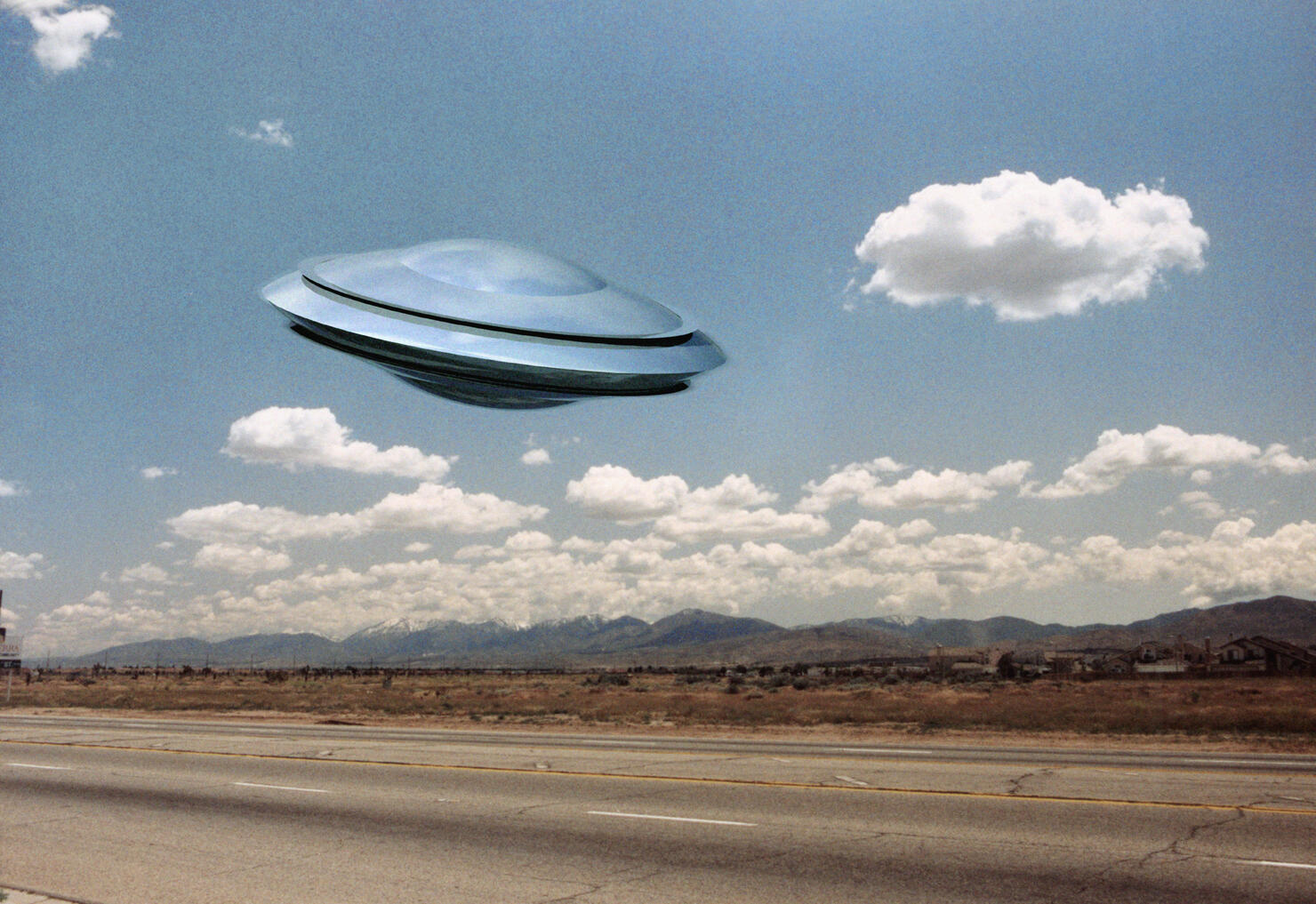UFO Flying