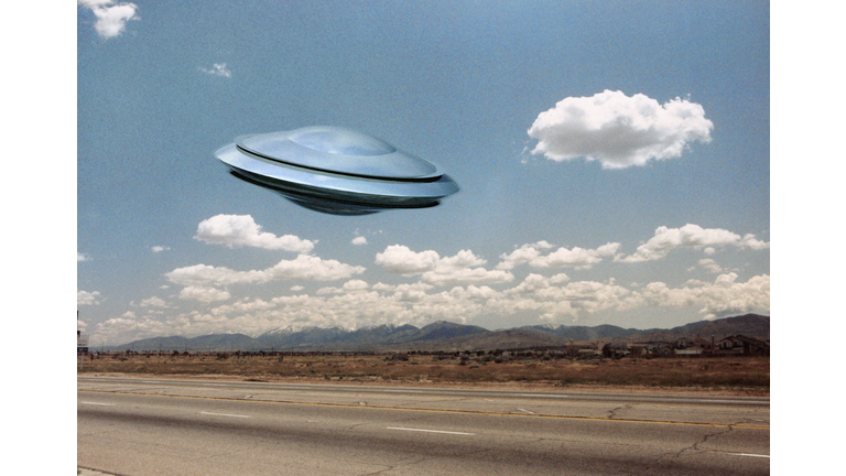 UFO Flying