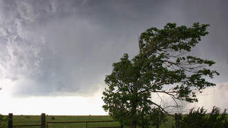 FOX 31 Meteorologist Kylie Bearse on the high winds hitting the Front Range