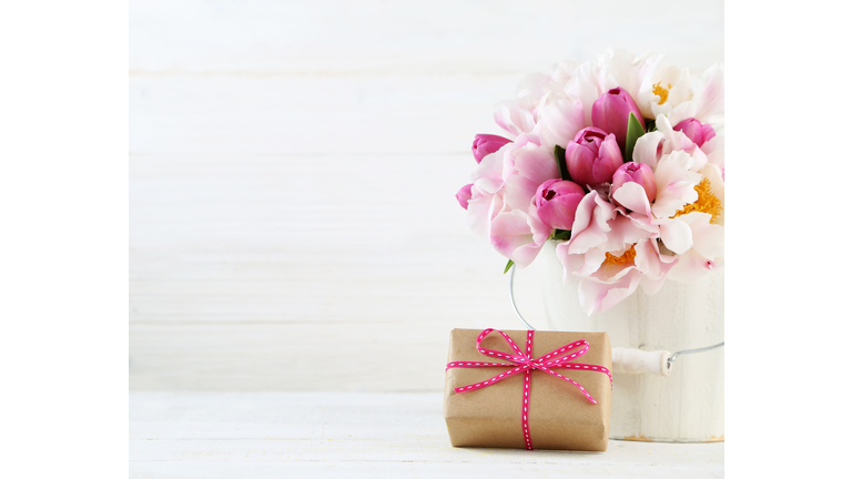 mother's day arrangement