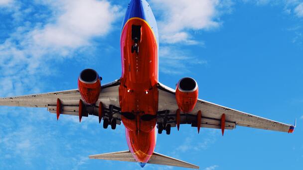 2 Flight Attendants Hurt After Plane Descends To Avoid Mid-Air Collision 