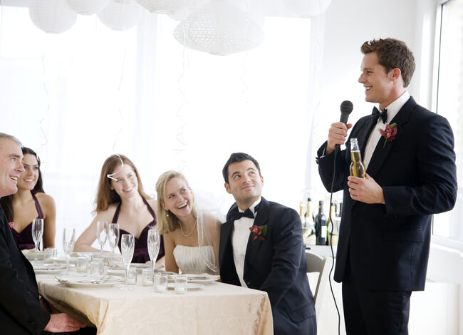 Best man giving speech at wedding