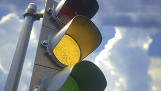Man Gets His Head Stuck In A Traffic Light