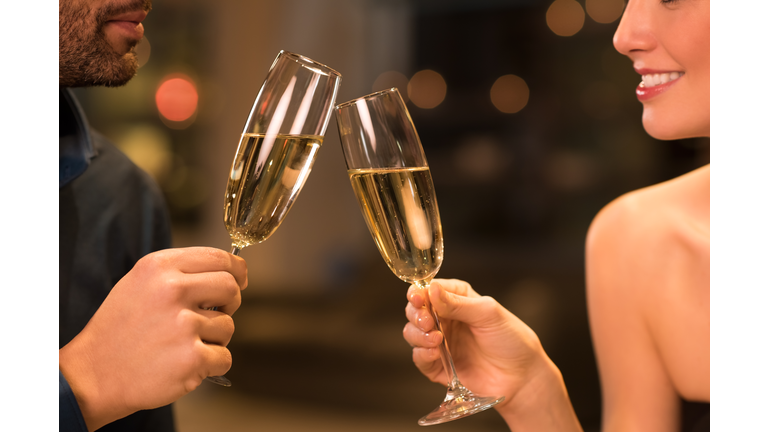 Couple drinking champagne