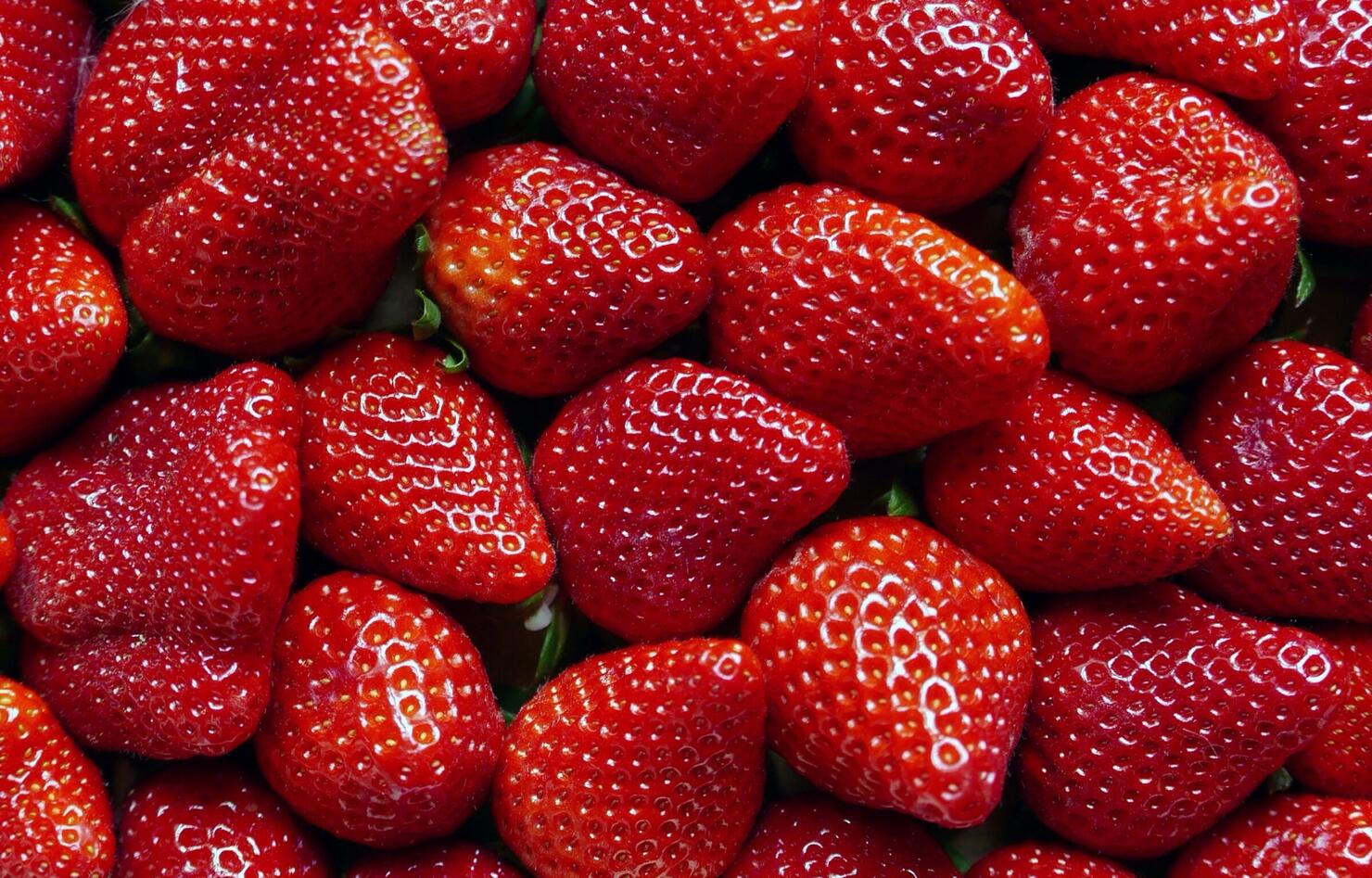 Full Frame Shot Of Strawberries