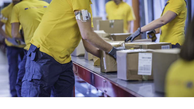 Mail delivery warehouse