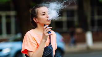 People Who Vape Now Have a New Problem To Worry About According To Doctors
