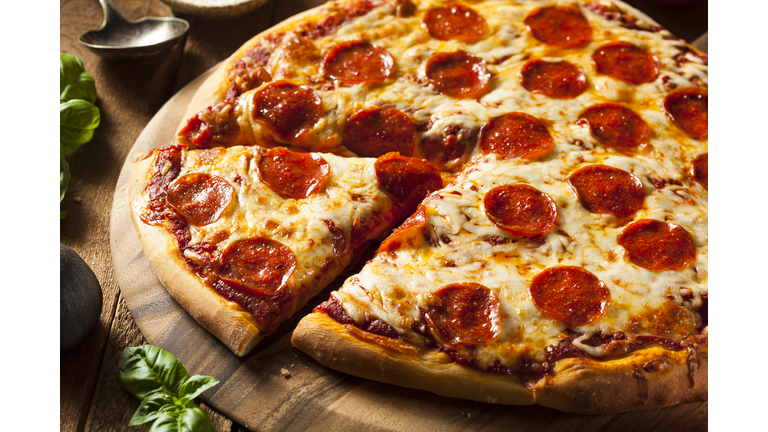 Hot Homemade Pepperoni Pizza